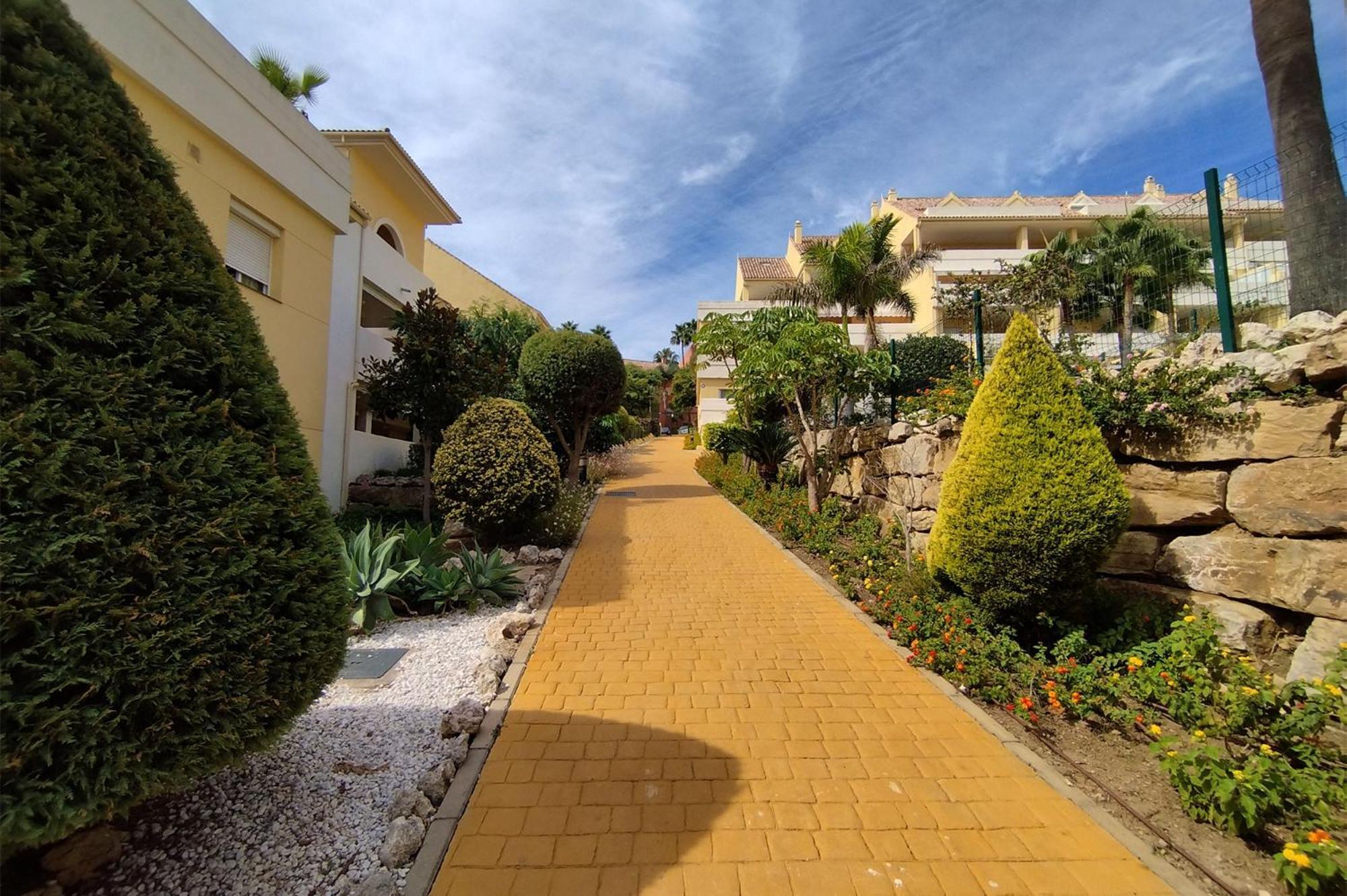 Puertosol 2 Apartment Estepona Bagian luar foto