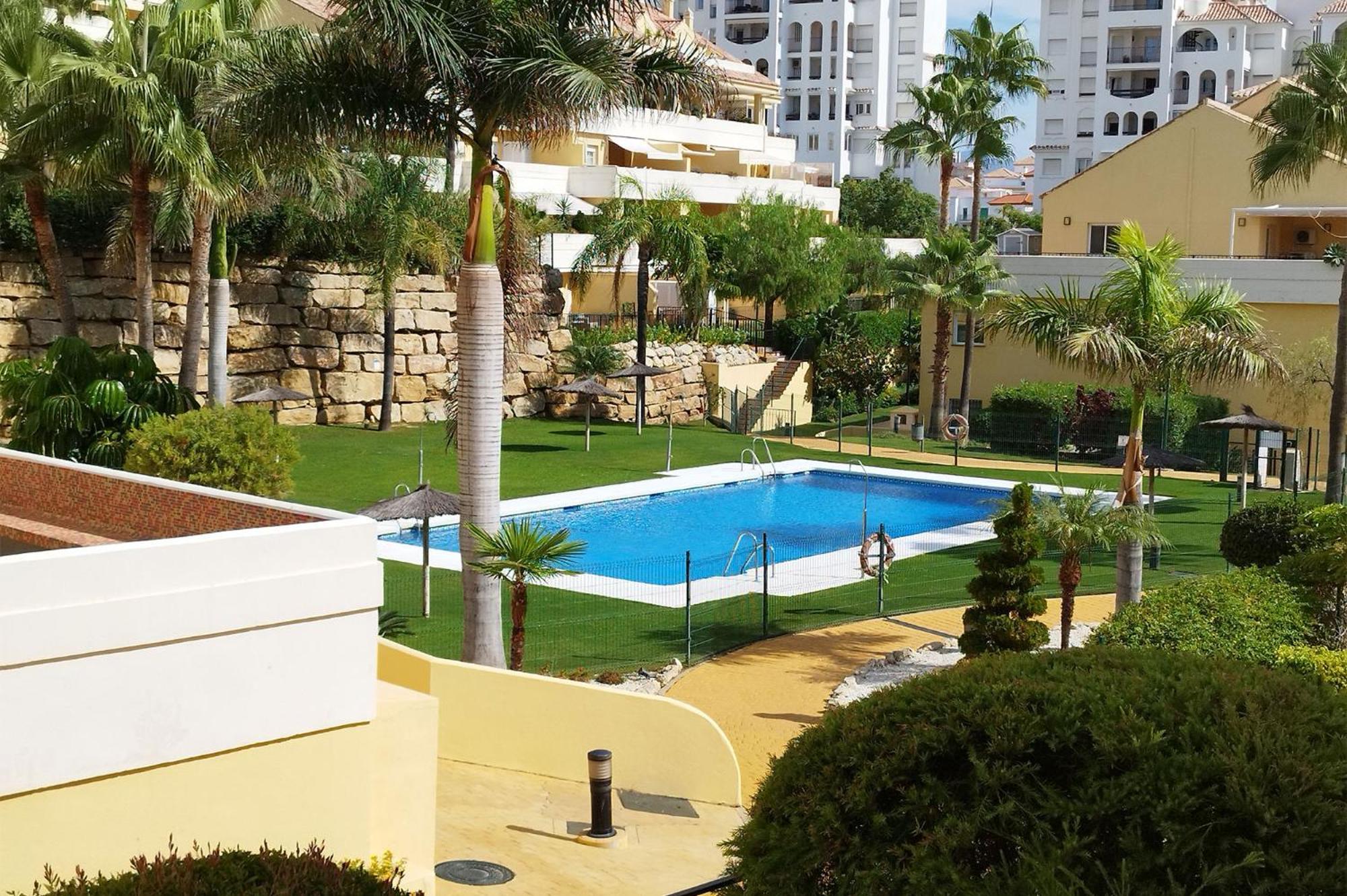 Puertosol 2 Apartment Estepona Bagian luar foto