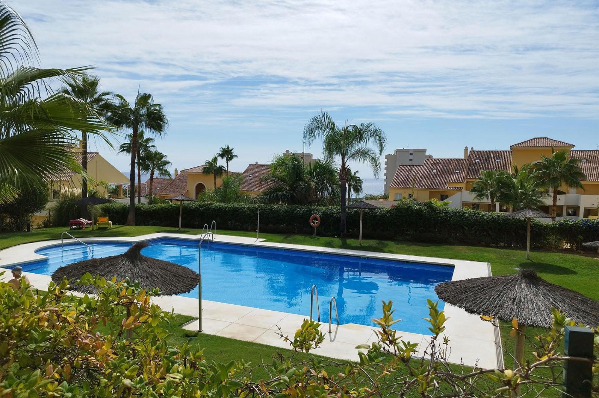 Puertosol 2 Apartment Estepona Bagian luar foto