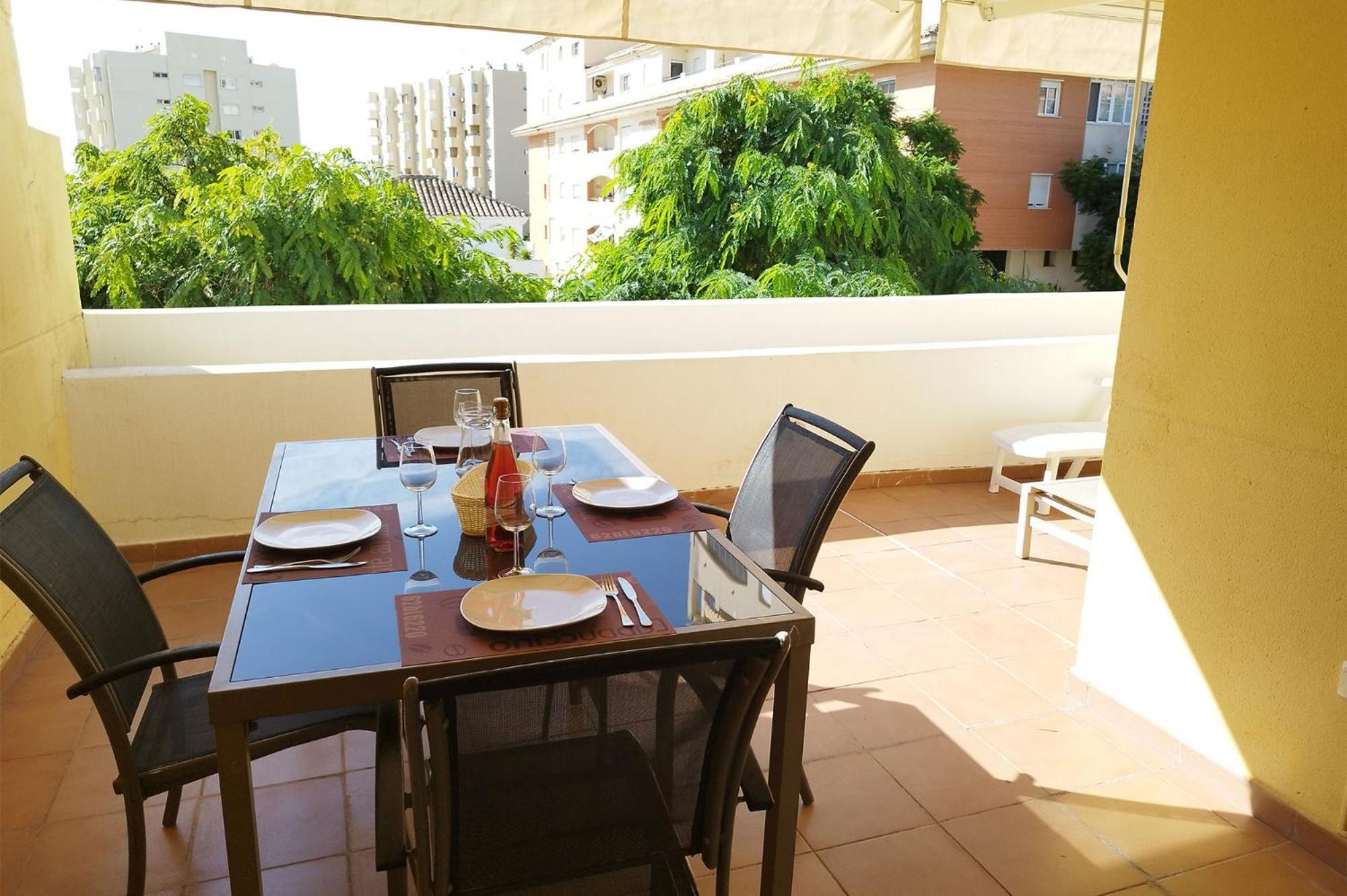 Puertosol 2 Apartment Estepona Bagian luar foto