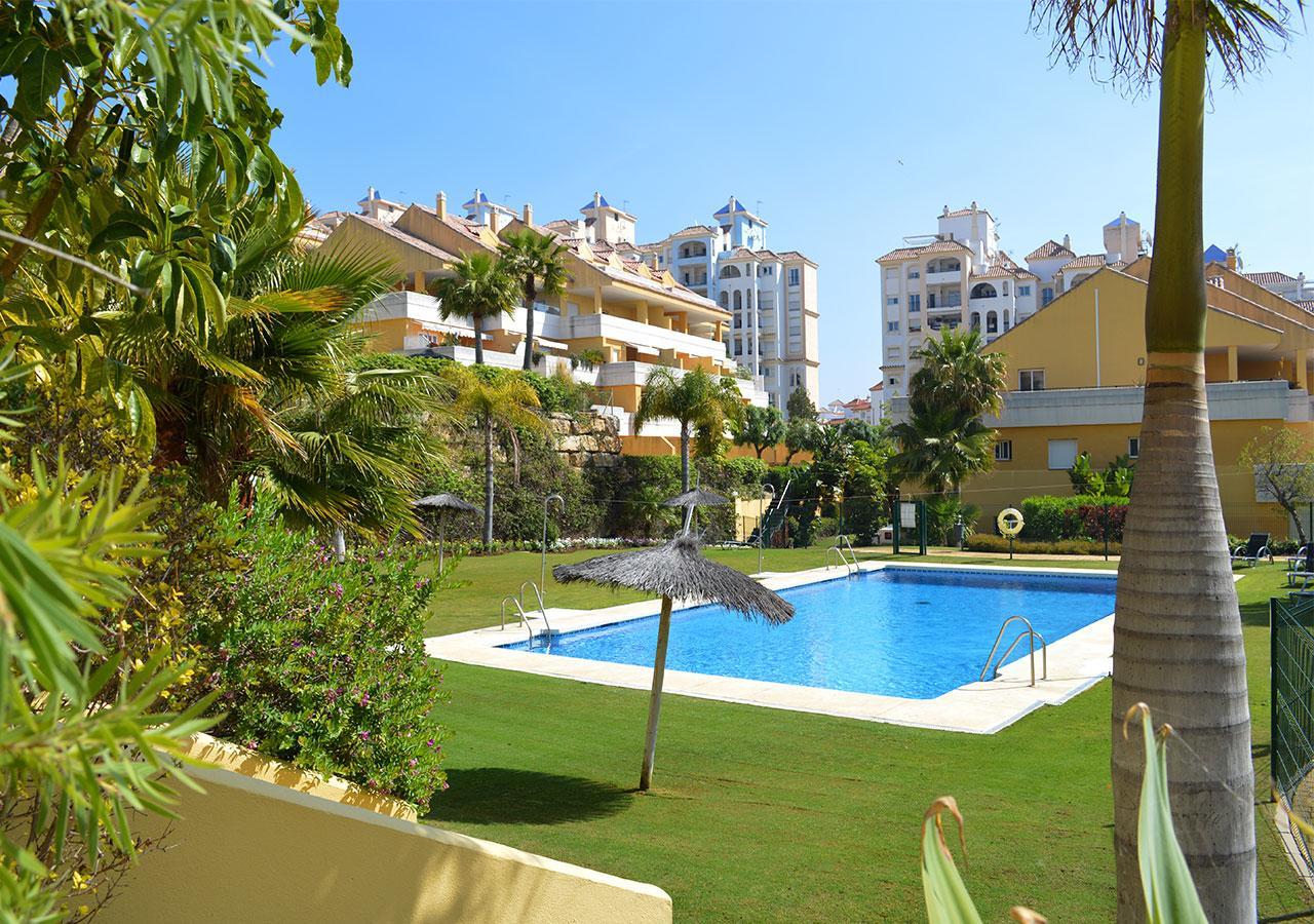 Puertosol 2 Apartment Estepona Bagian luar foto